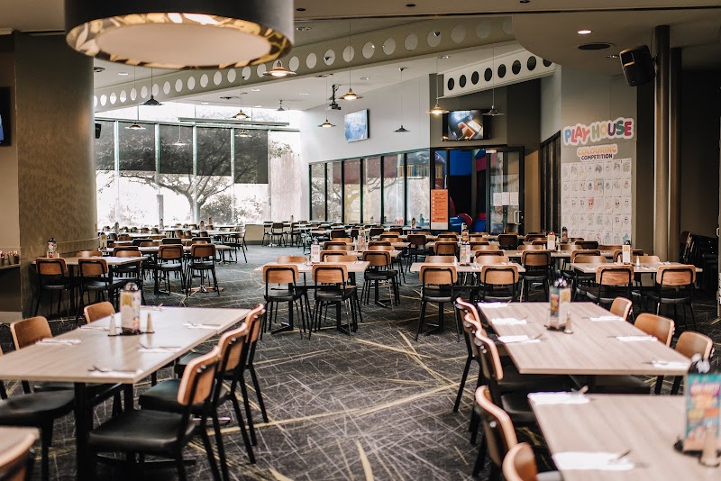 The Lilydale International