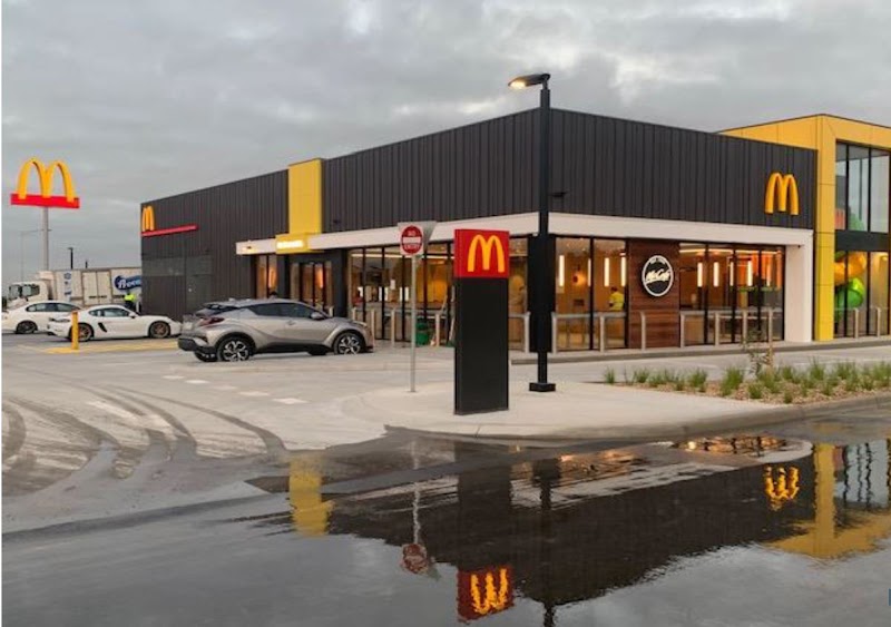 McDonald's Greenvale Lakes