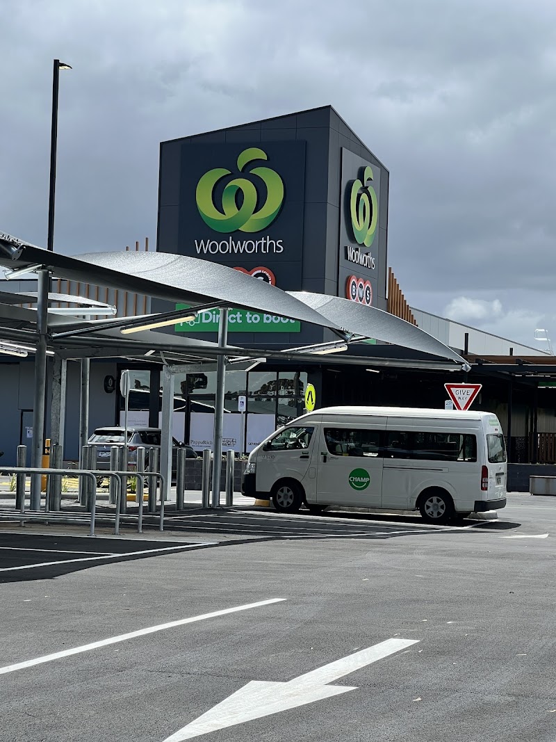 Woolworths Dandenong Junction