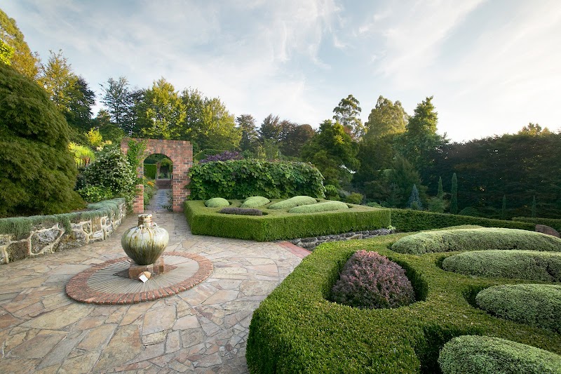 Cloudehill Garden & Nursery