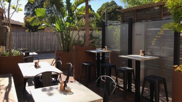 Birdcage Altona Cafe