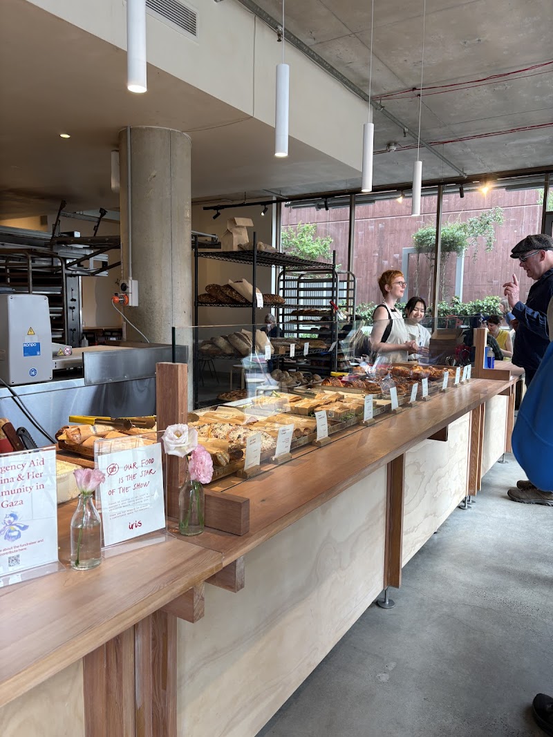 Iris The Bakery