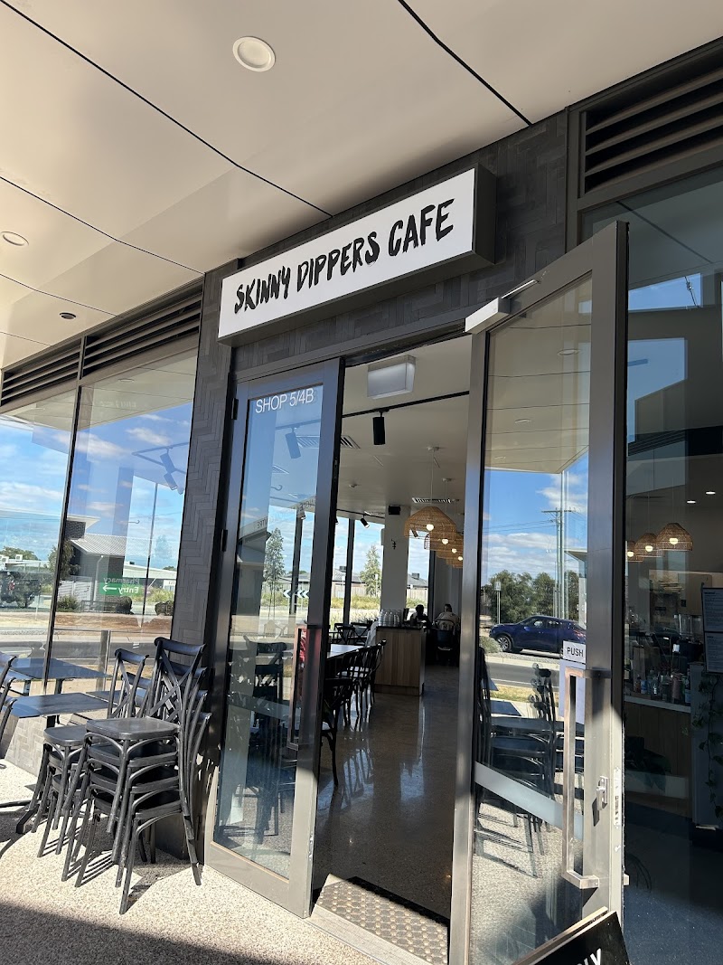 Skinny Dippers Cafe