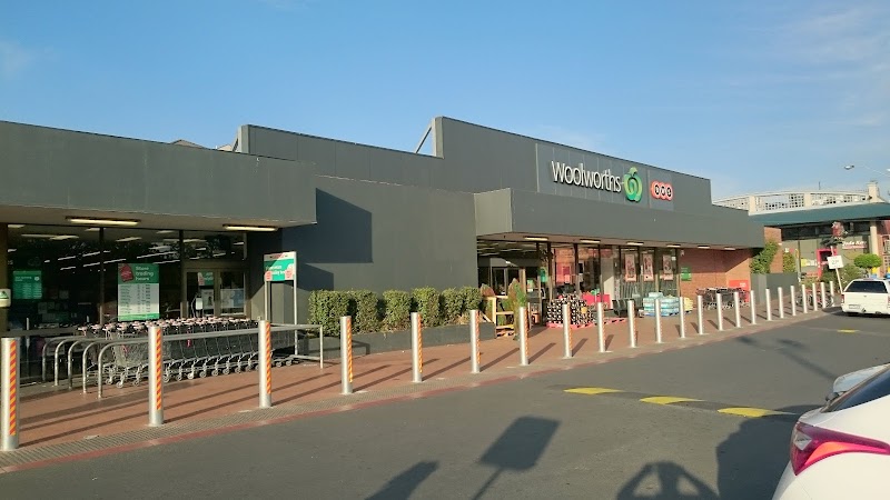 Woolworths Kew